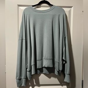 Arula Long Sleeve Lounge Pullover